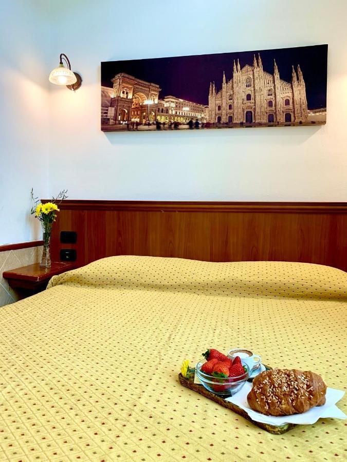 Hotel Astrid Milano Eksteriør billede