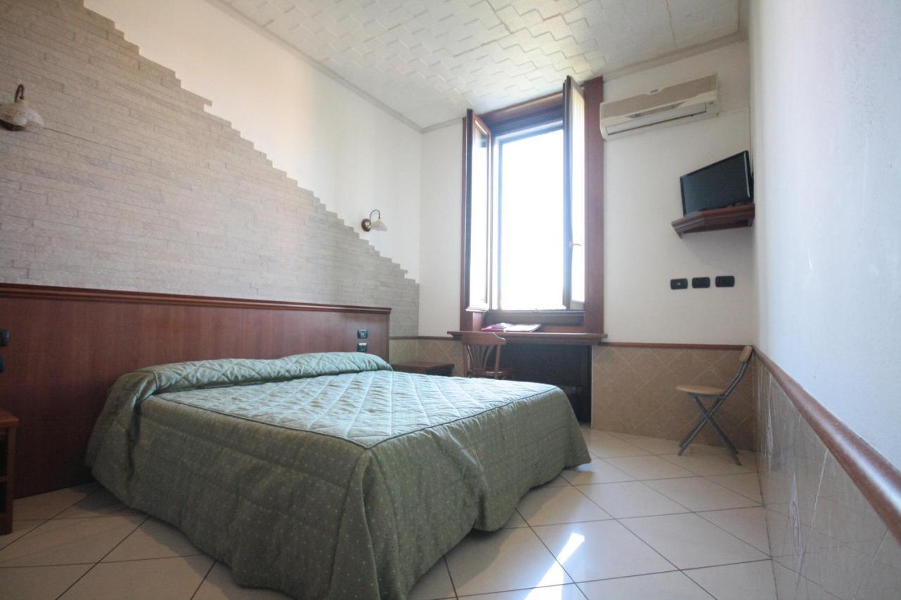 Hotel Astrid Milano Eksteriør billede