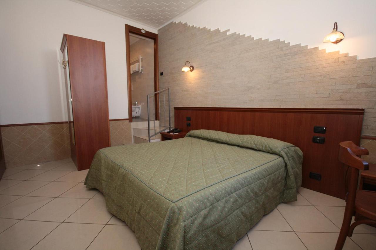 Hotel Astrid Milano Eksteriør billede